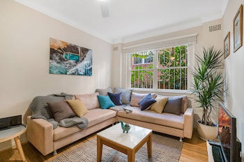 A PERFECT STAY - Bondi Beach Peach - Goulburn Accommodation 3