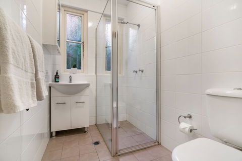A PERFECT STAY - Bondi Beach Peach - Goulburn Accommodation 1