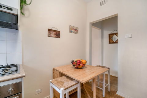 A PERFECT STAY - Bondi Beach Peach - Goulburn Accommodation 2