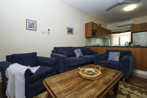 Twin Cottages - Goulburn Accommodation 1