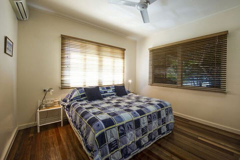 Twin Cottages - Goulburn Accommodation 6