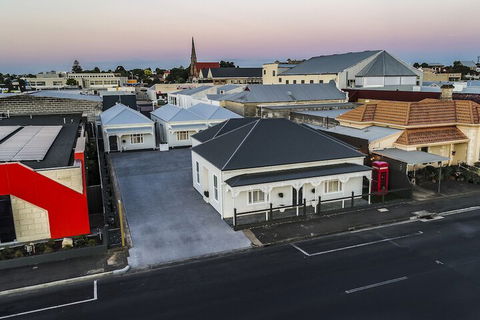 Aloha Luxury Central Apartments - Goulburn Accommodation 2