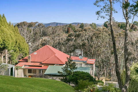 Sunflower Cottage - Goulburn Accommodation 2