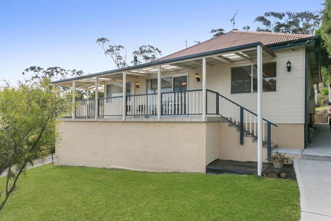 Sunflower Cottage - Goulburn Accommodation 3