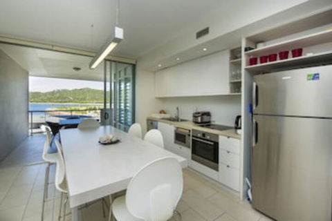 1 Bright Point Apartment 1502 - Goulburn Accommodation 0