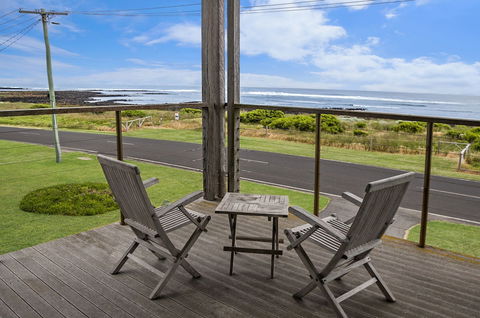 Sea Lit - Goulburn Accommodation 5