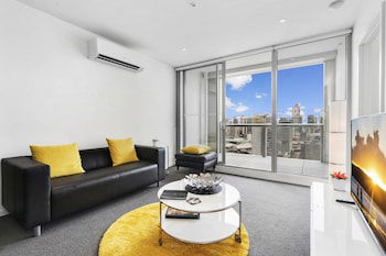 ABIGAIL, 2BDR Docklands Apartment - Goulburn Accommodation 0