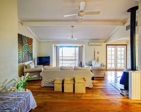 Tegwan's Nest - Goulburn Accommodation 6