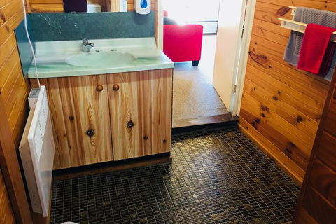 Anglers Reach Lakeside Village - Goulburn Accommodation 1