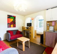 REID Fitzroy Studio Apartment - Goulburn Accommodation