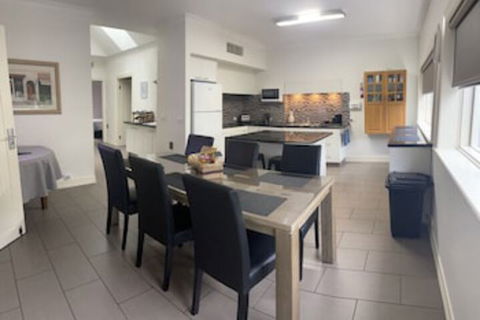 Austral Place 88 Via Merri River - Goulburn Accommodation 0