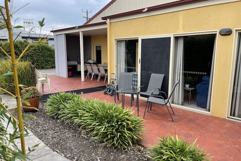 Austral Place 88 Via Merri River - Goulburn Accommodation 3