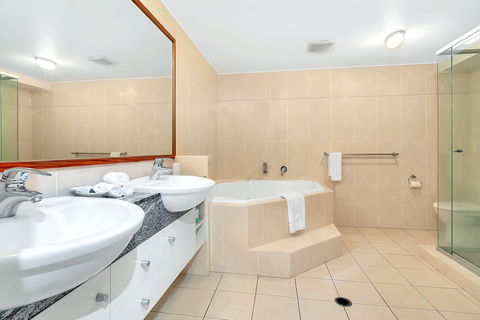 Arlington Apartments - Goulburn Accommodation 6
