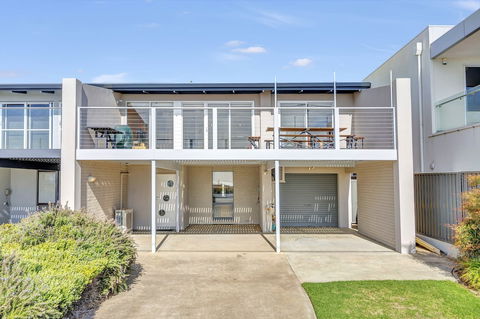 Queensland South - Goulburn Accommodation 0
