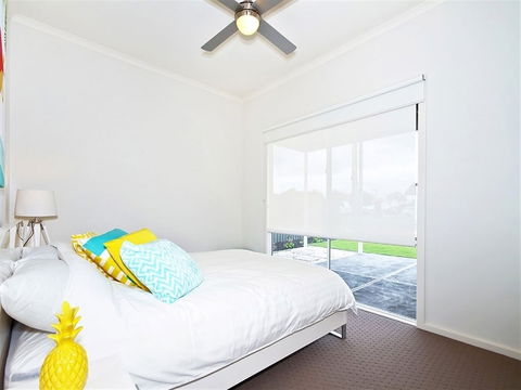 Seas The Day - Goulburn Accommodation 3