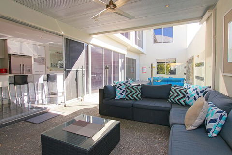 Ambar Villa - Goulburn Accommodation 3