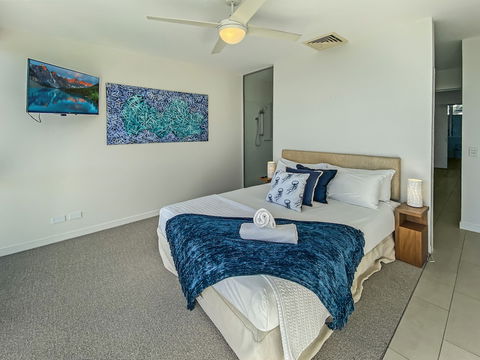 1 Bright Point Apartment 2305 - Goulburn Accommodation 0