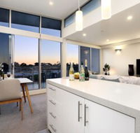 StayCentral Brunswick Penthouse - Goulburn Accommodation