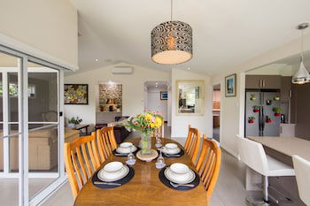 Armidale Cottage - Goulburn Accommodation 2