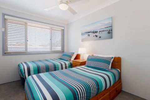 Rocky Pt Rd 83A Fingal Bay - Goulburn Accommodation 0