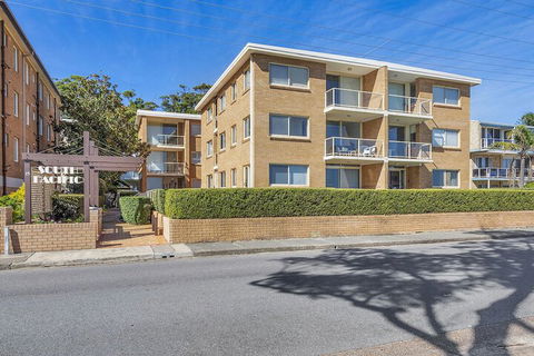 South Pacific Unit 6 Amazing Unit Opposite The Beach. - Goulburn Accommodation 3
