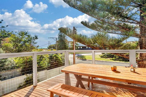 Sea View At Silver Sands - Goulburn Accommodation 7