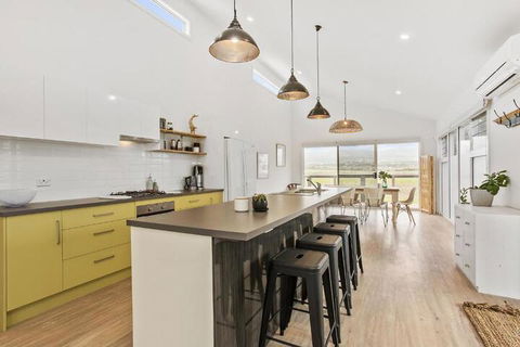 Sea View At Silver Sands - Goulburn Accommodation 4
