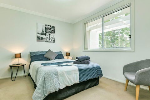 An Ideal Wine Country Getaway Villa - Goulburn Accommodation 5
