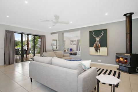 Always Bright - A Bright Escape - Goulburn Accommodation 0