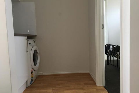 Apartment In Queens Park - Goulburn Accommodation 3