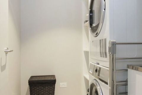 Accommodate Canberra - The Pier - Goulburn Accommodation 3
