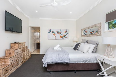 Azur Byron Bay - Goulburn Accommodation 0