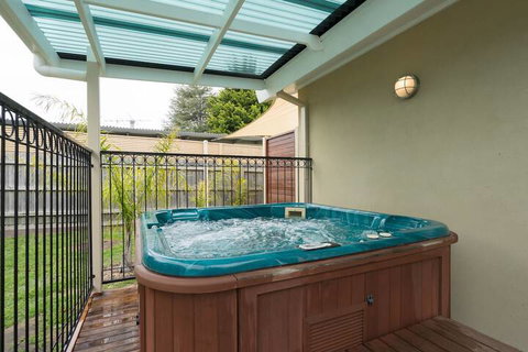 Xanadu Shores - Goulburn Accommodation 6
