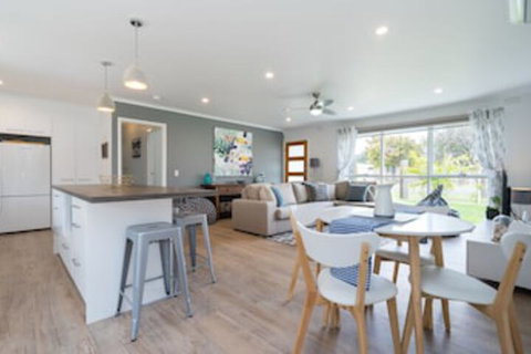 Xanadu Shores - Goulburn Accommodation 0