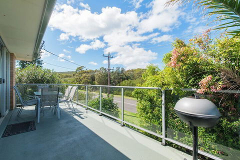 Surfair Unit 1 / 24 Marine Drive - Goulburn Accommodation 2