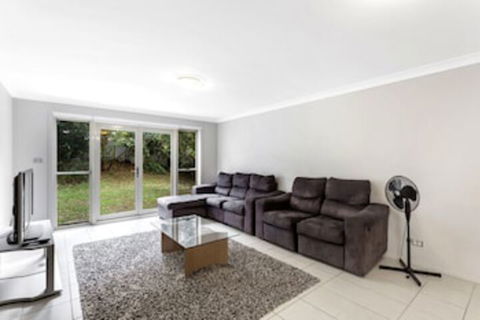 Alida Place 1 Lagoons Estate - Goulburn Accommodation 0