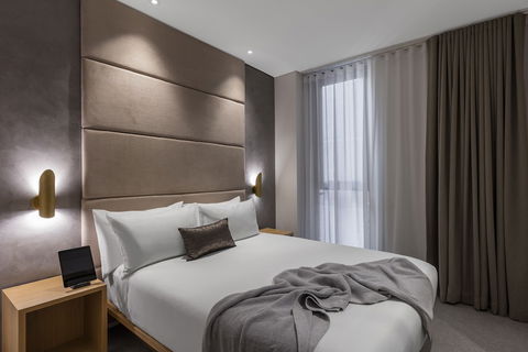 SKYE Suites Sydney - Goulburn Accommodation 4