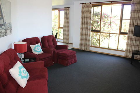 East Doncaster At Tunstall - Goulburn Accommodation 4