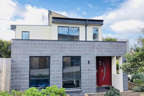 Apollo Bay Seal Apartments - Goulburn Accommodation 0