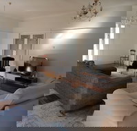 Kilmarnock House - Goulburn Accommodation