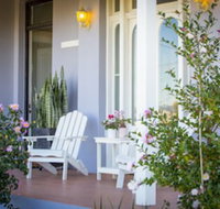 Camellia Cottage - Goulburn Accommodation