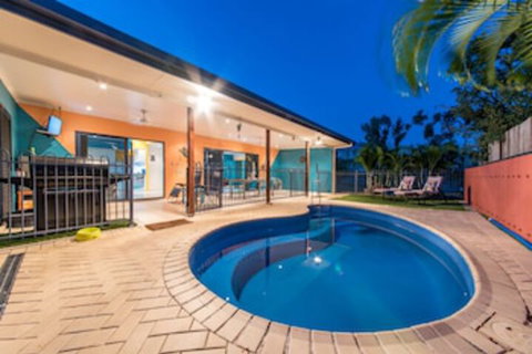 Seaside Hideaway - Hideaway Bay - Goulburn Accommodation 0