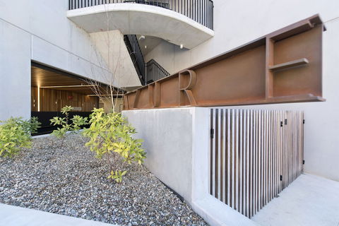 Accommodate Canberra - Azure - Goulburn Accommodation 0