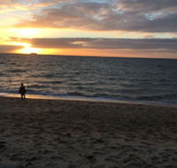 Aquawaters house by Barefoot Beach stays - Goulburn Accommodation