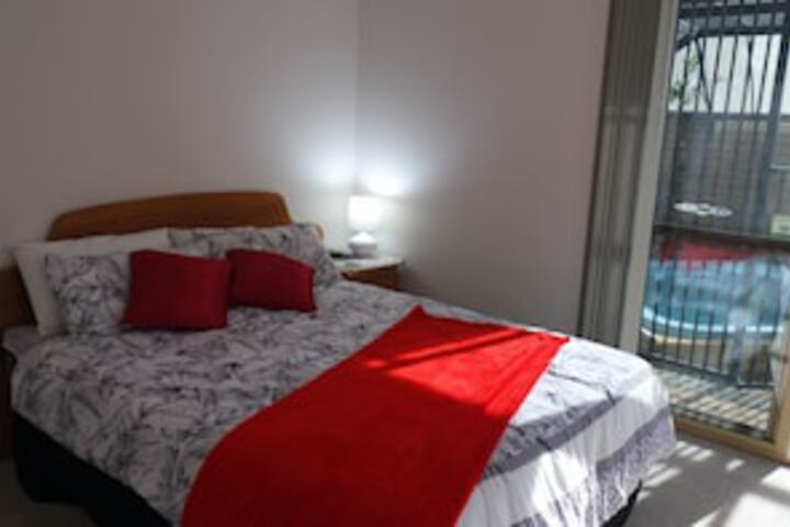 Seville Grove WA Goulburn Accommodation