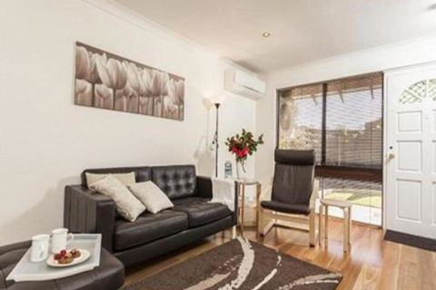 Attadale Excutive Villa - Goulburn Accommodation 1