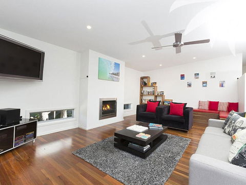 Akama - Goulburn Accommodation 6