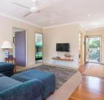 Middles Villa Manyana 02 - Goulburn Accommodation