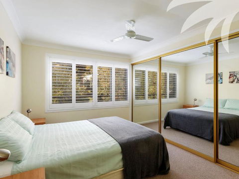 Palms House - Goulburn Accommodation 5