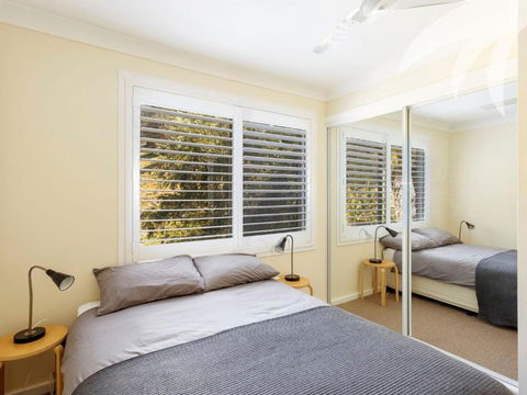 Palms House - Goulburn Accommodation 4